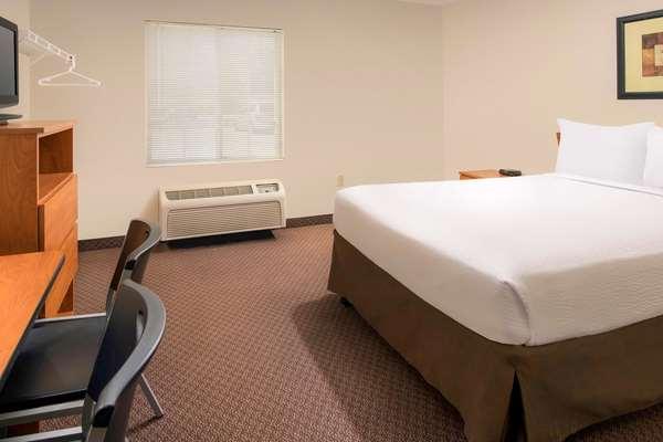 WoodSpring Suites Omaha Bellevue Image