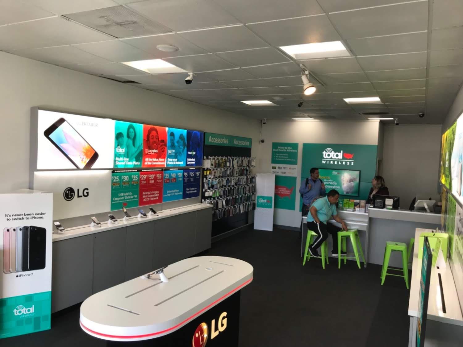 Total Wireless Store Photo
