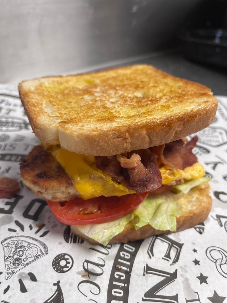 Chicken Club Sandwich (Grilled)