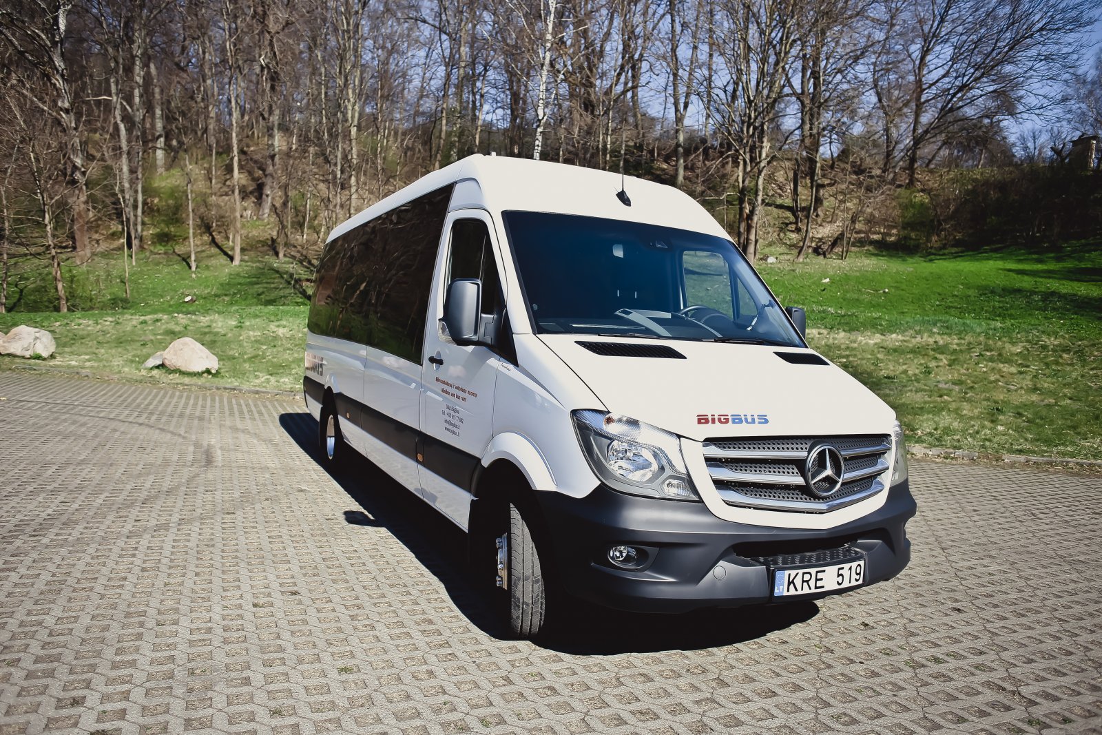 NEW Mercedes-Benz – seating capacity: 19 passengers + 1 guide + 1 driver