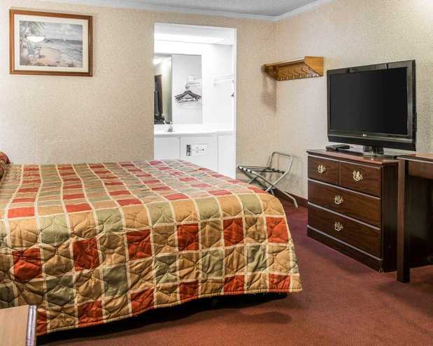 Images Rodeway Inn