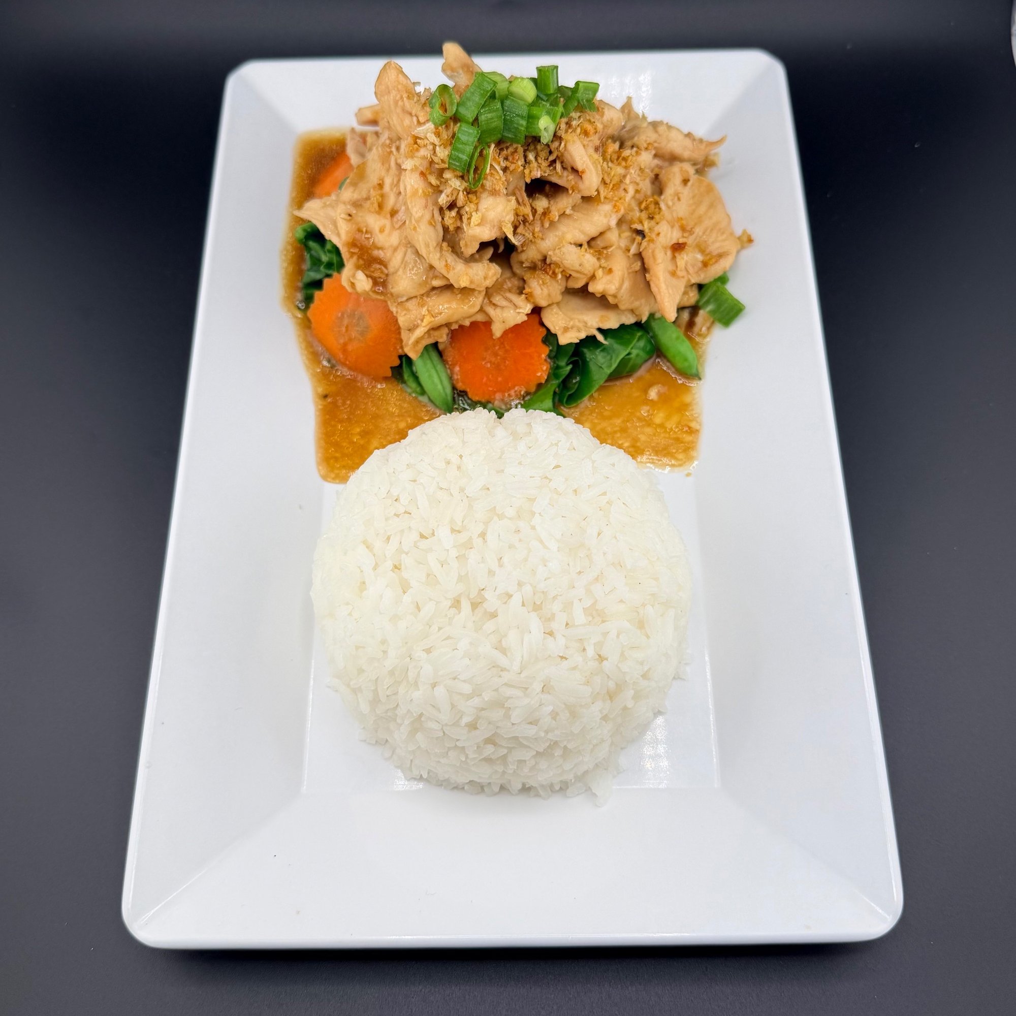 5. Garlic Chicken with Rice