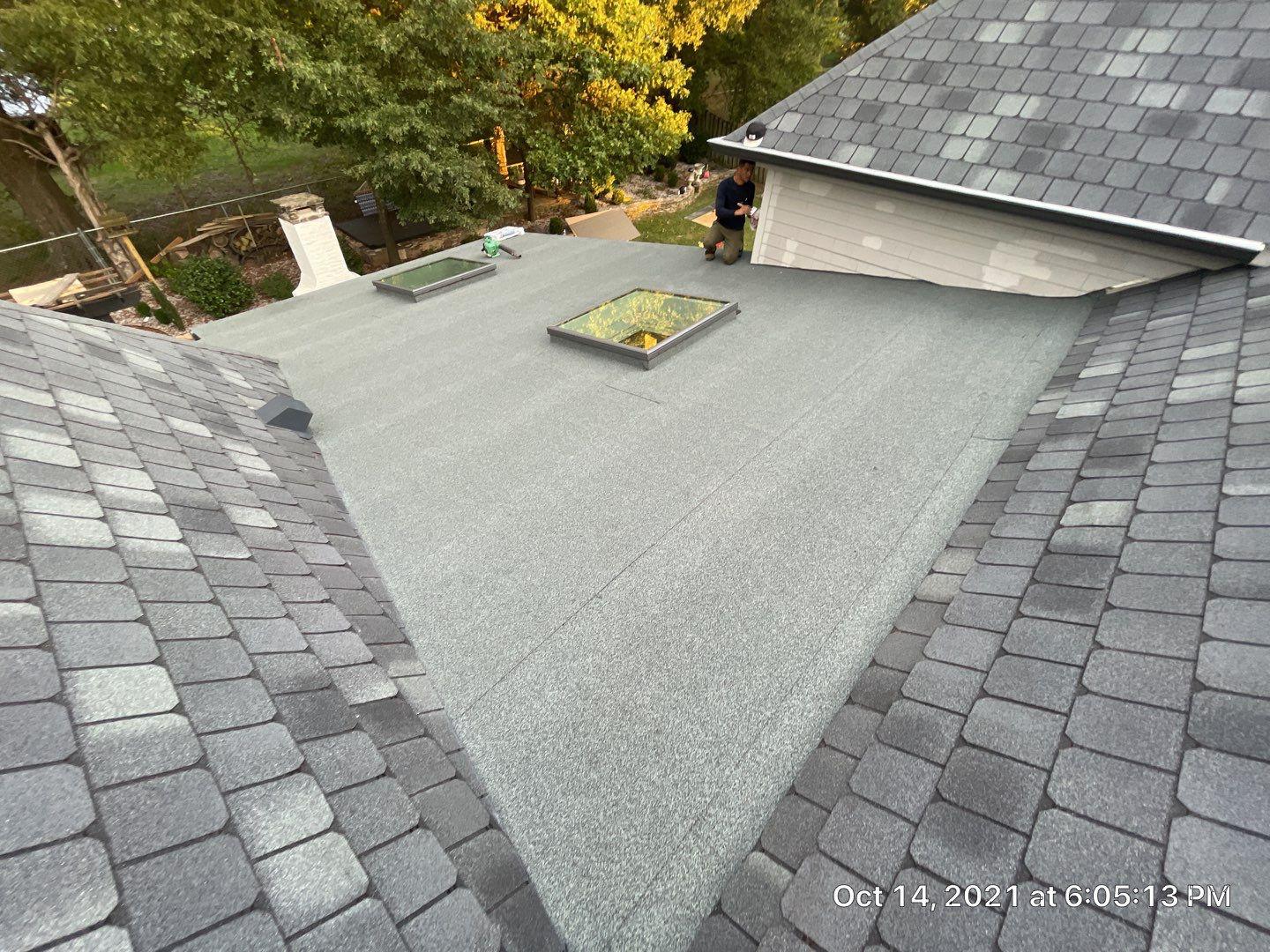 A low pitch roof slope requires the correct roofing material in order to prevent unnecessary future leaks. Here we have installed a 2-ply modified bitumen rolled roof. We flashed all walls, skylights and slopes with great attention to details. Though these are the smallest details, there are the mos