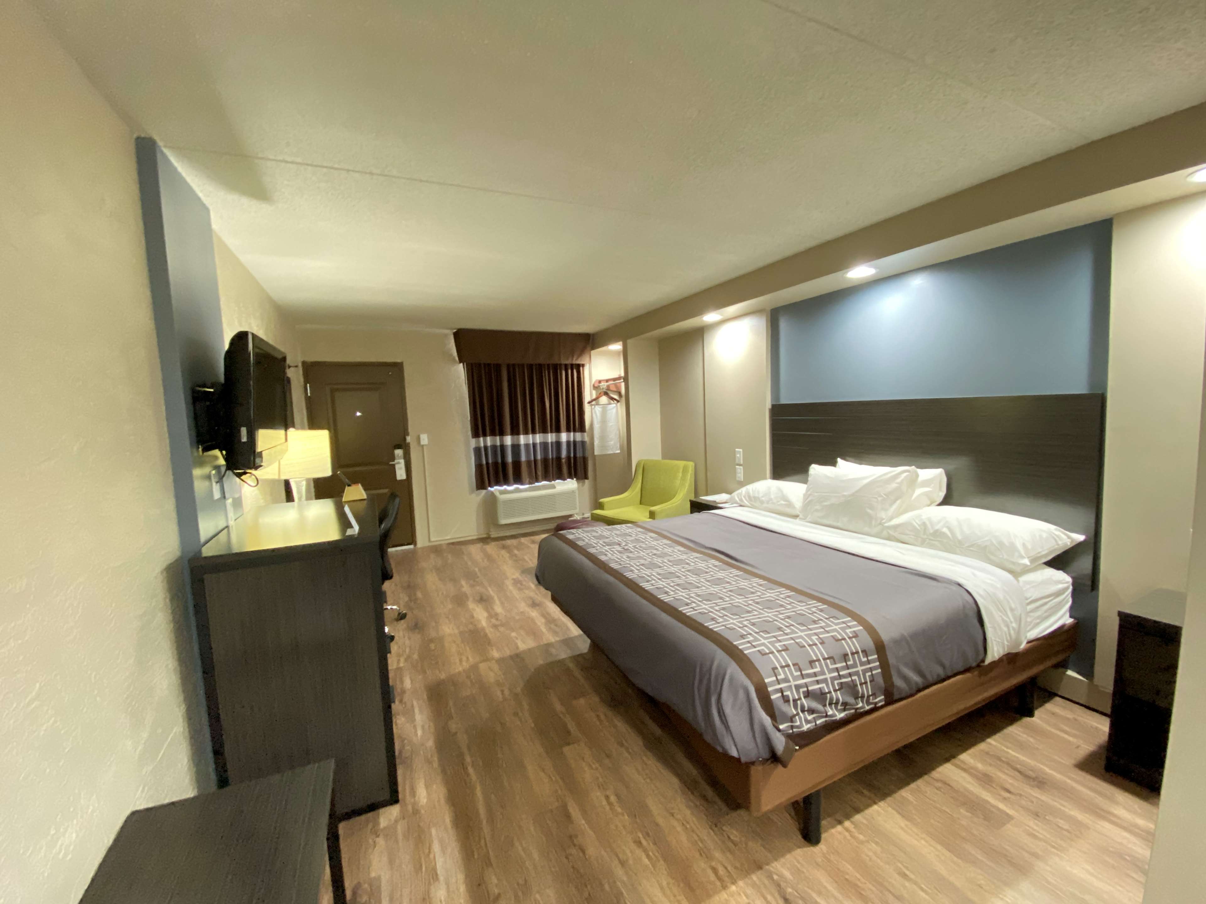 SureStay Hotel by Best Western Jasper Photo