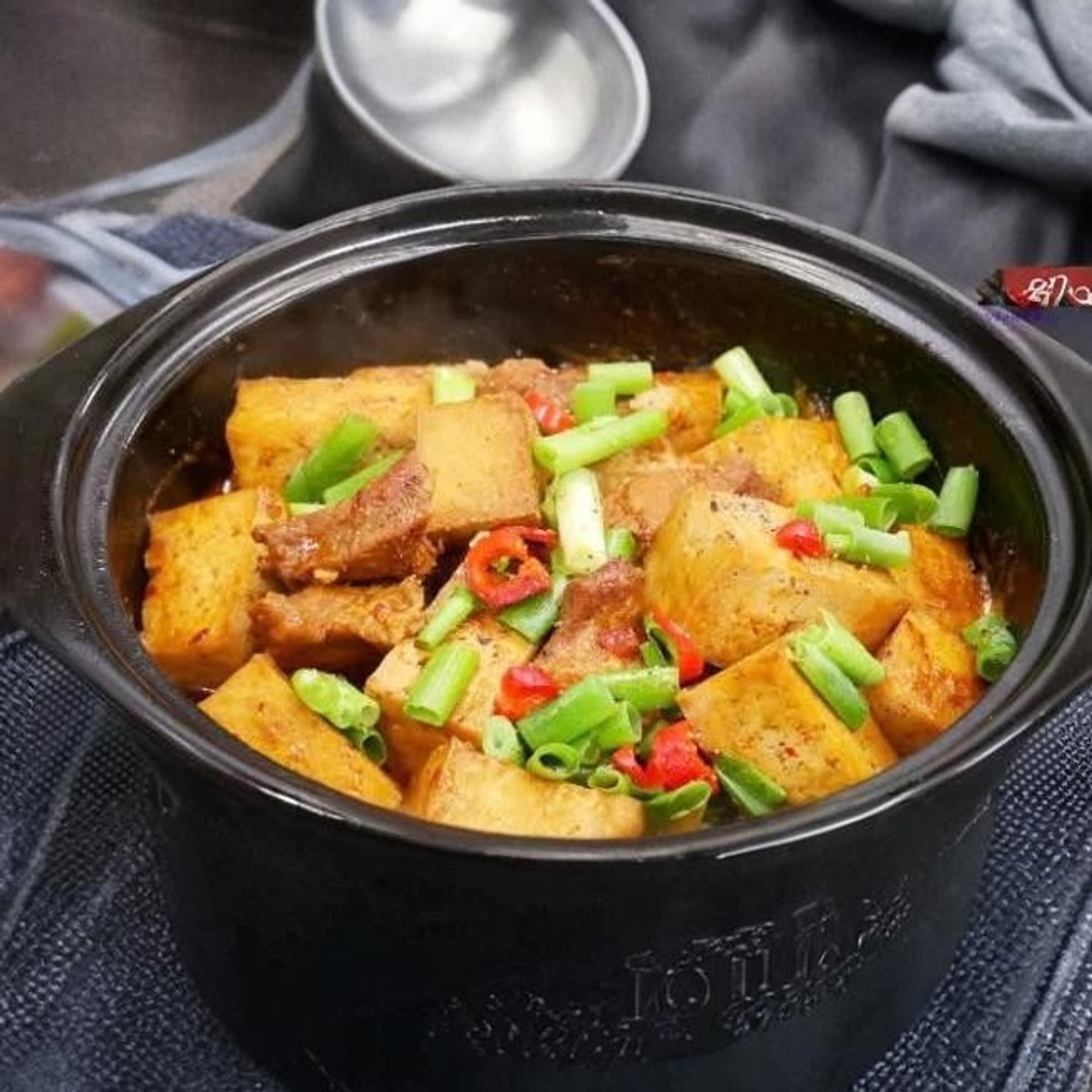 131. Pork & Tofu Simmered in Caramel Sauce / Thịt Heo Tào Hủ Kho Tộ