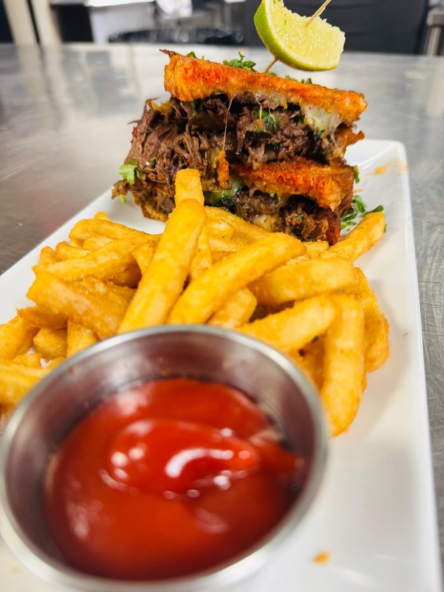 GRILLED CHEESE BIRRIA
