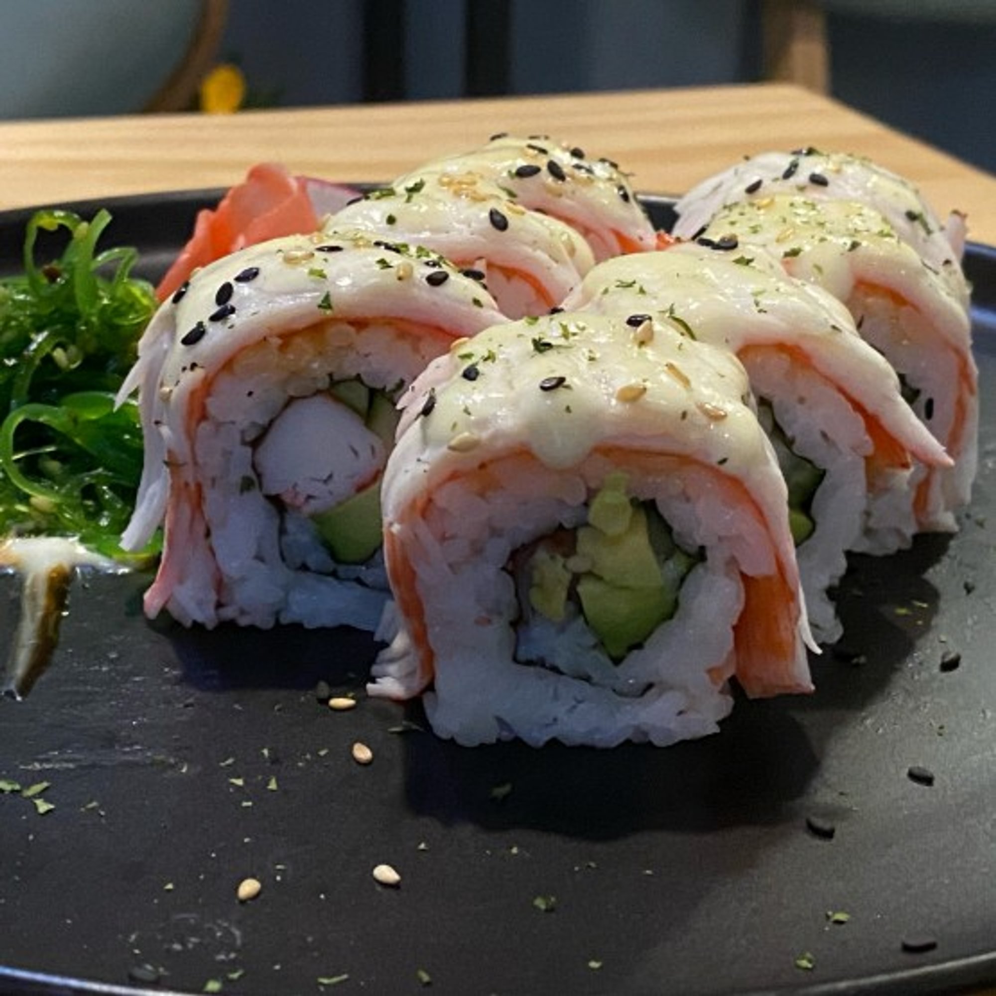 Mama Crab Roll