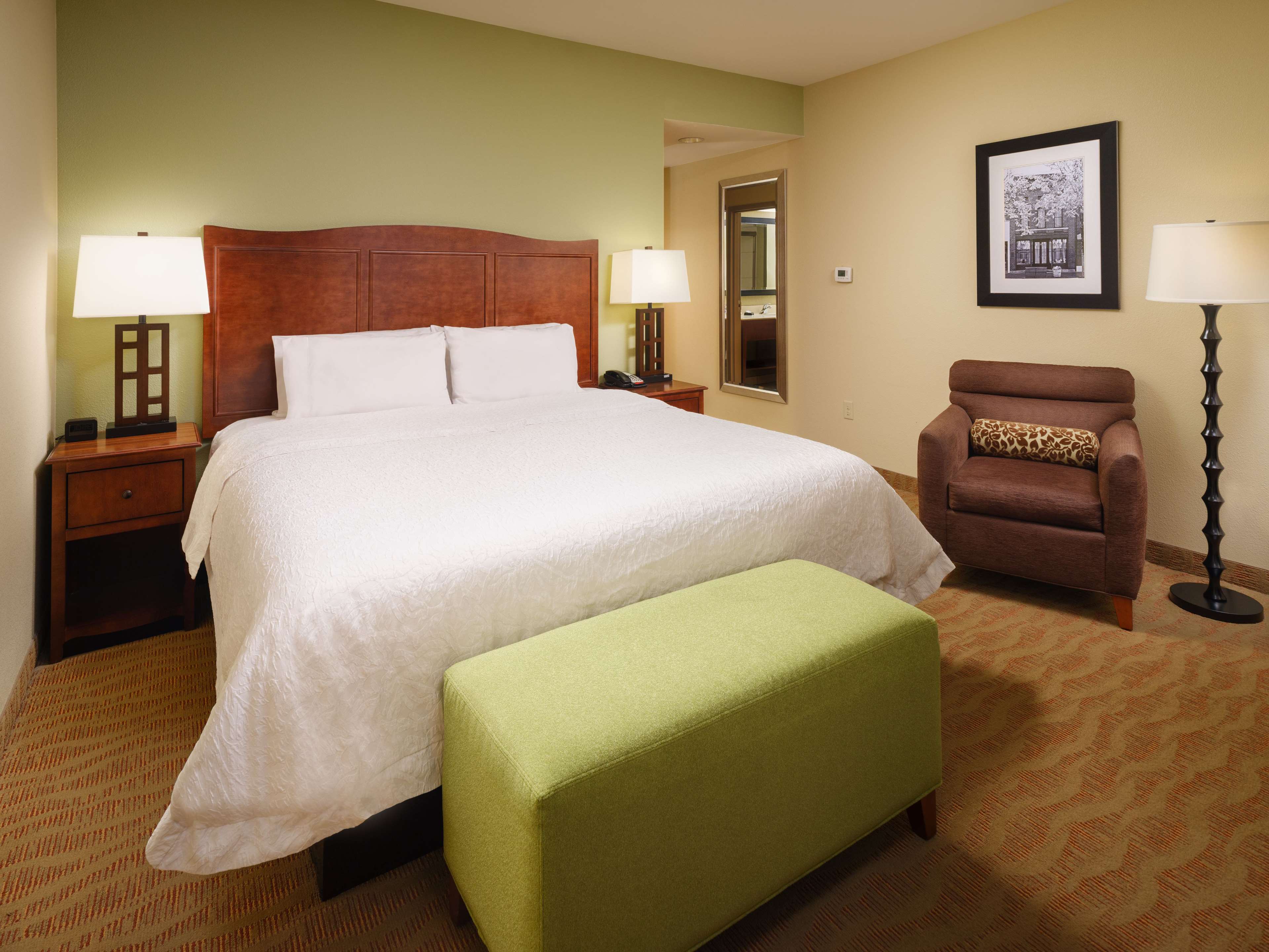 Hampton Inn Cleveland Photo