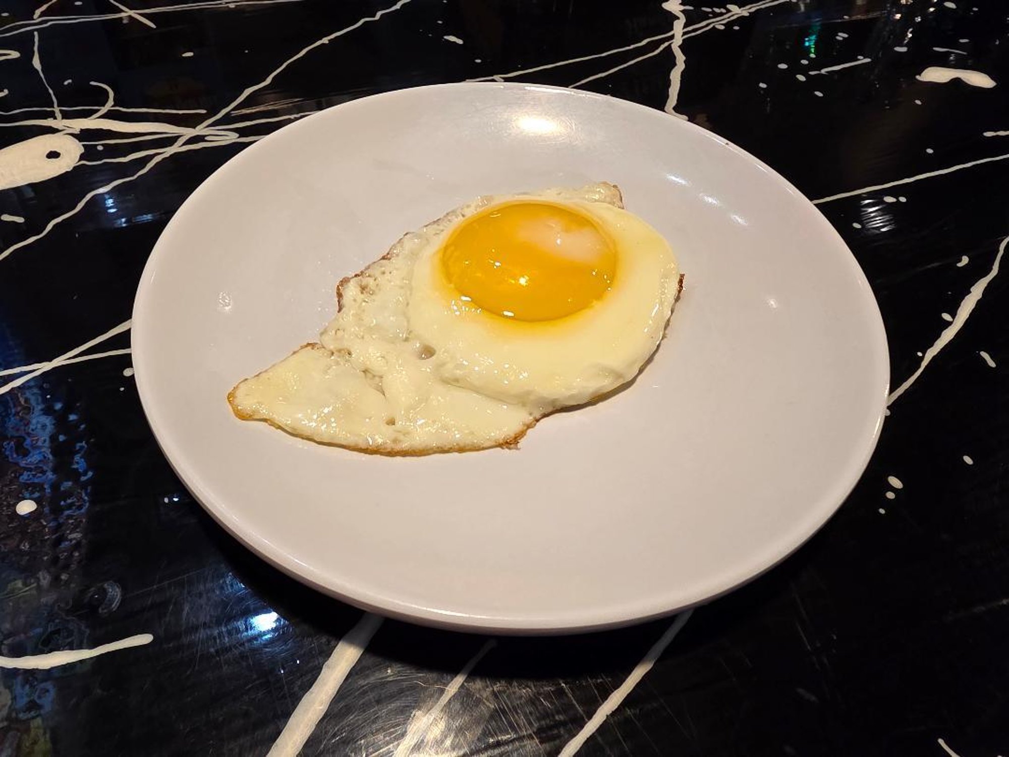 Sunny Side Up Egg 1pc (side)