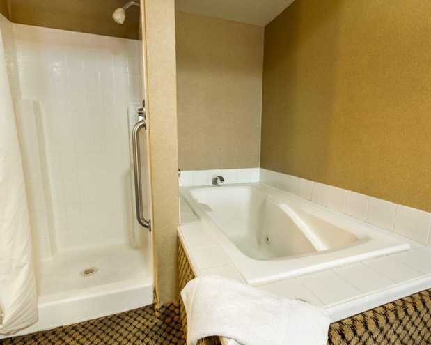 Images Comfort Inn Moreno Valley near March Air Reserve Base