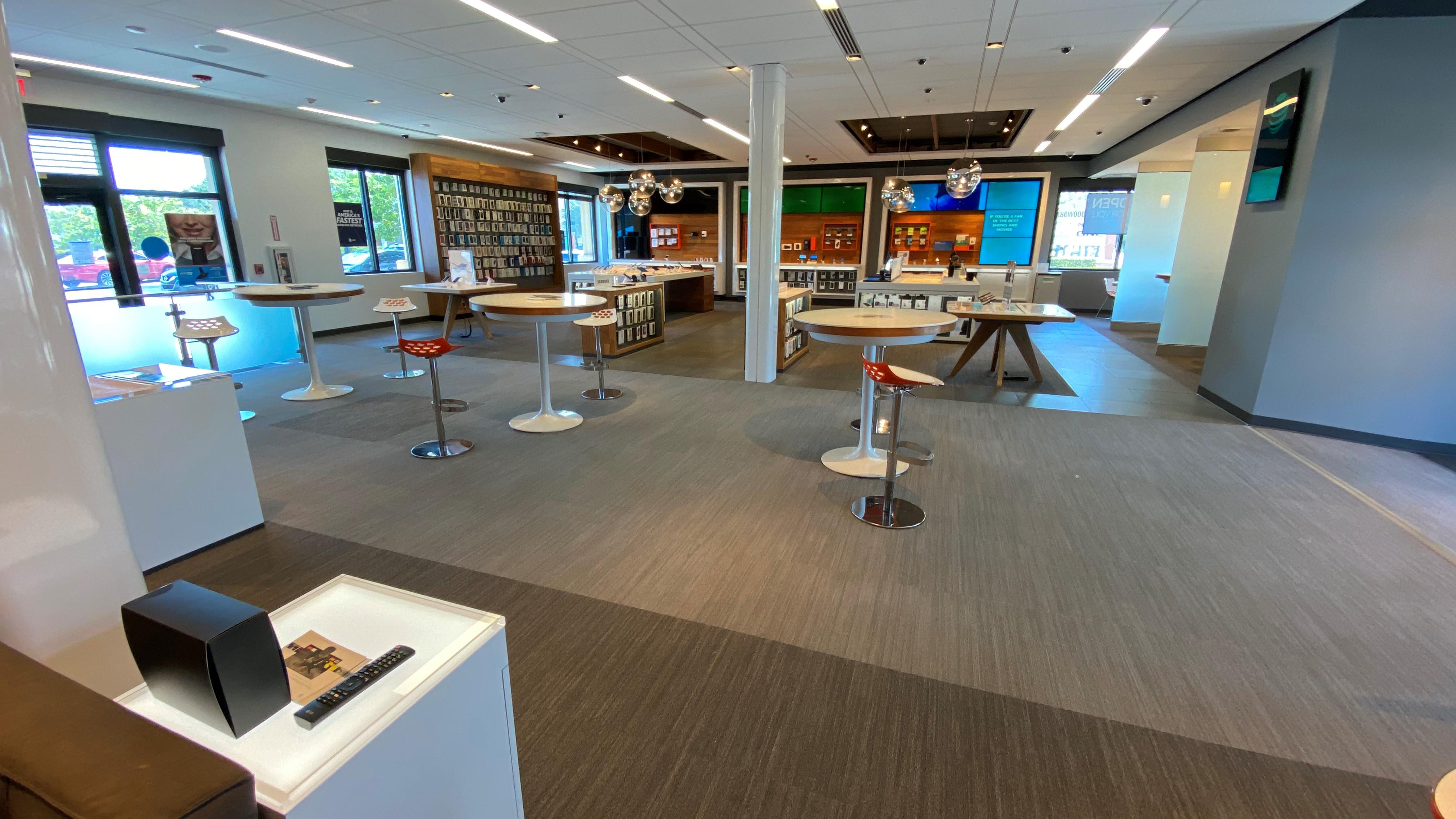 AT&T Store Photo