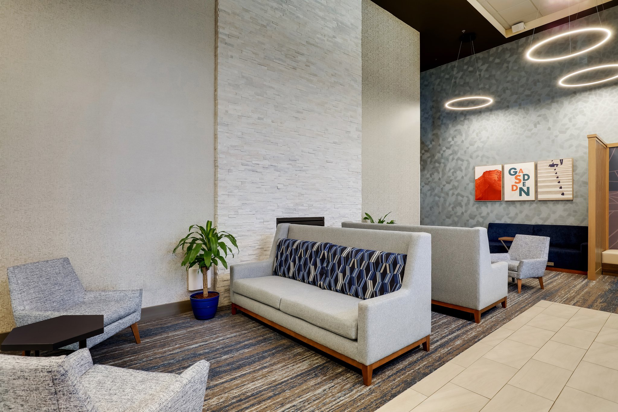 Holiday Inn Express & Suites Gadsden W-Near Attalla by IHG Image