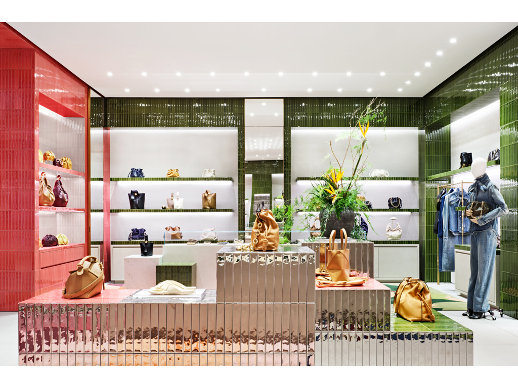 LOEWE Copley Place Image