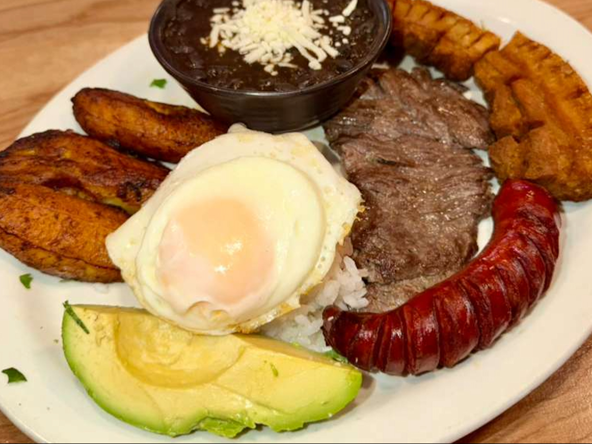 House Platter / Bandeja Ávila