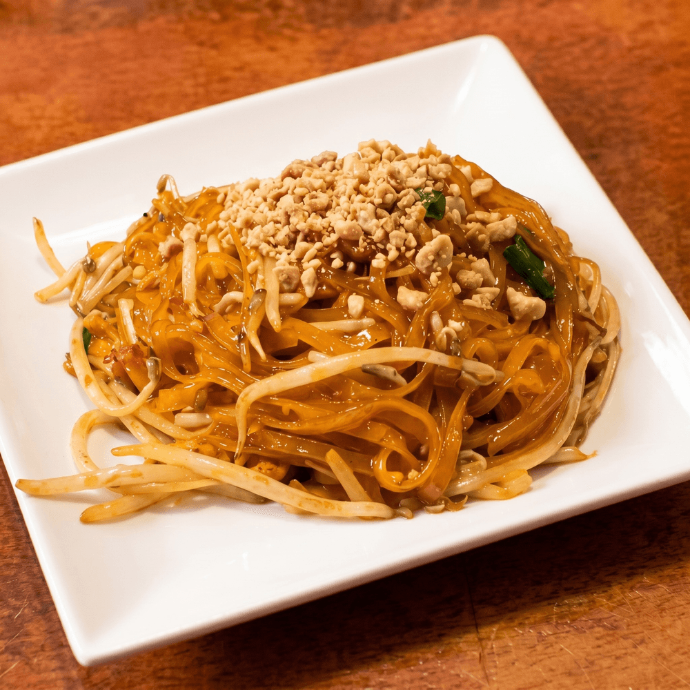 N1. Pad Thai Noodles