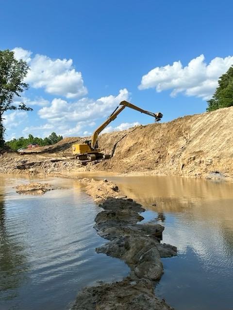 Davidson Hauling & Construction Image