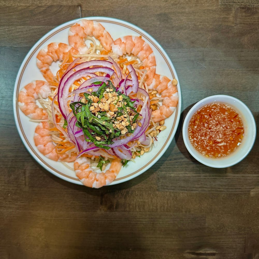 Green Papaya Salad w. Shrimp/ Goi Du Du Tom
