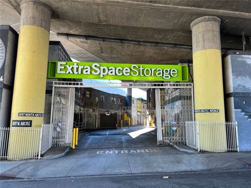 Extra Space Storage