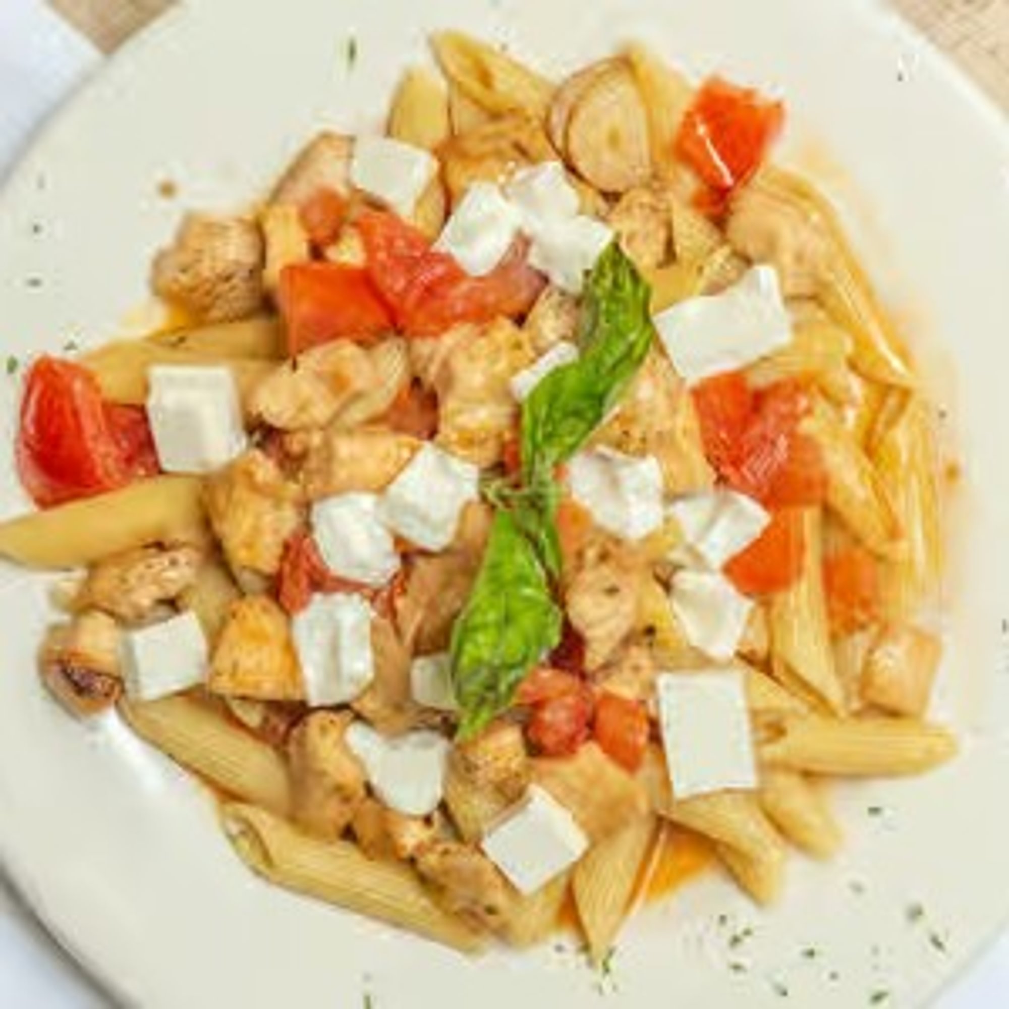 Rigatoni Pollo Caprese Pasta
