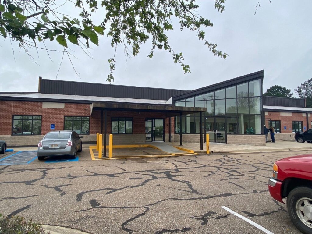 Exterior Of Lakeland Vascular Access Center