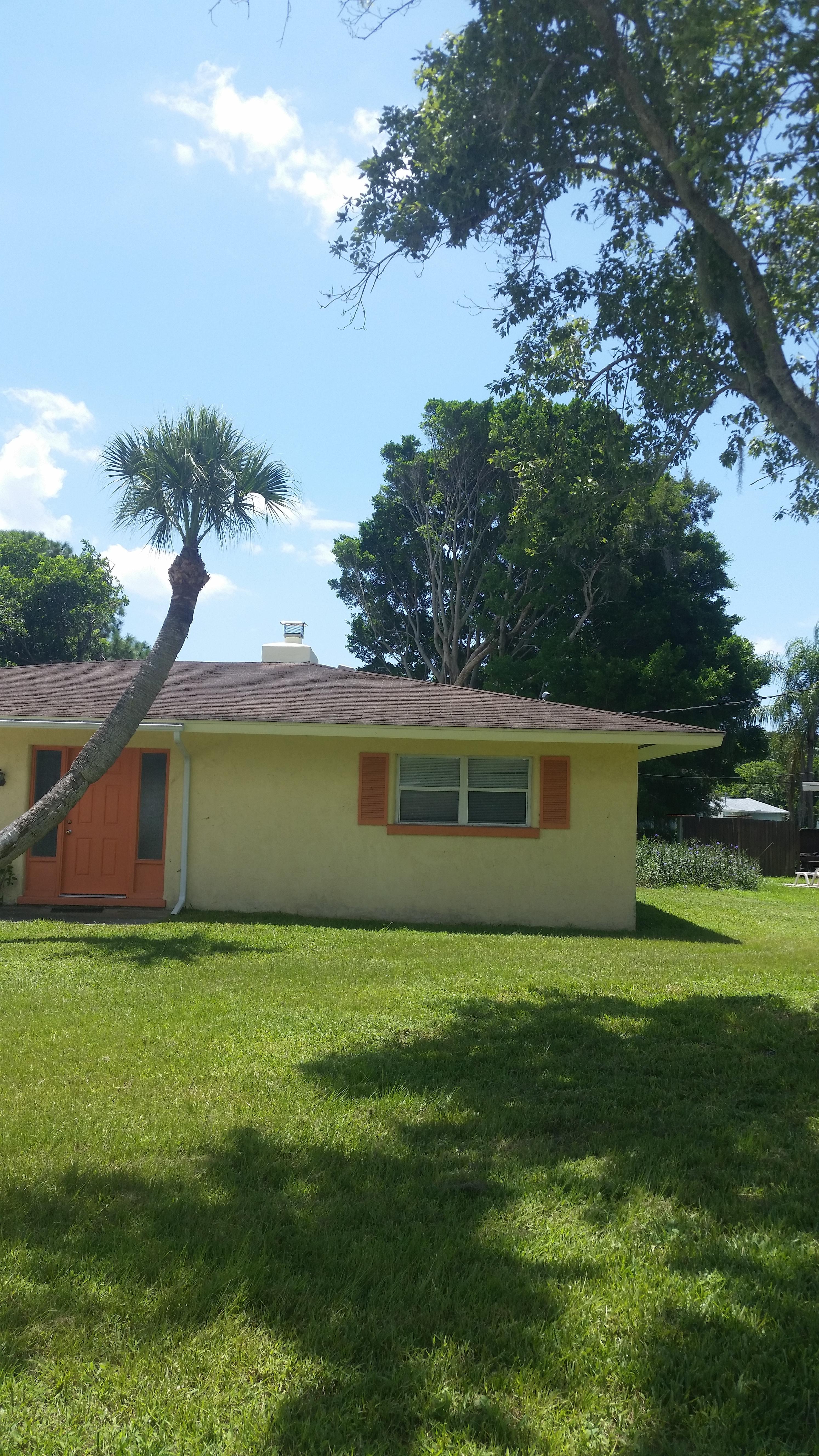 Dan's Tree Service Inc Logo