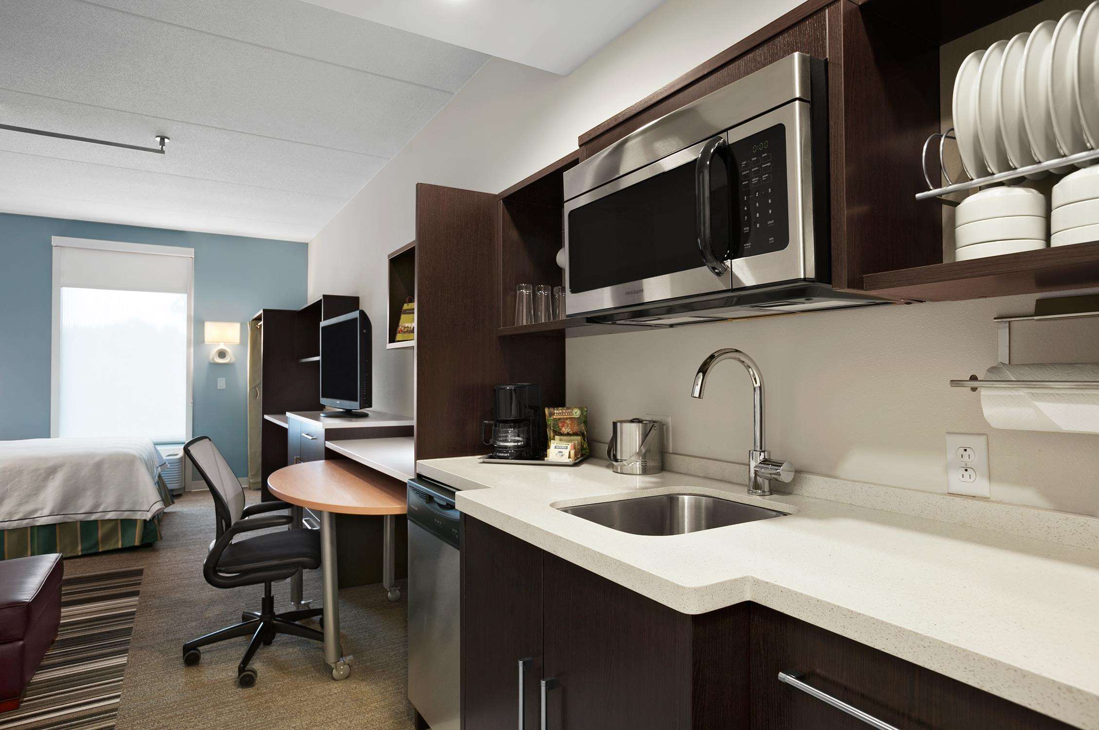 Home2 Suites by Hilton Nashville-Airport, TN Photo