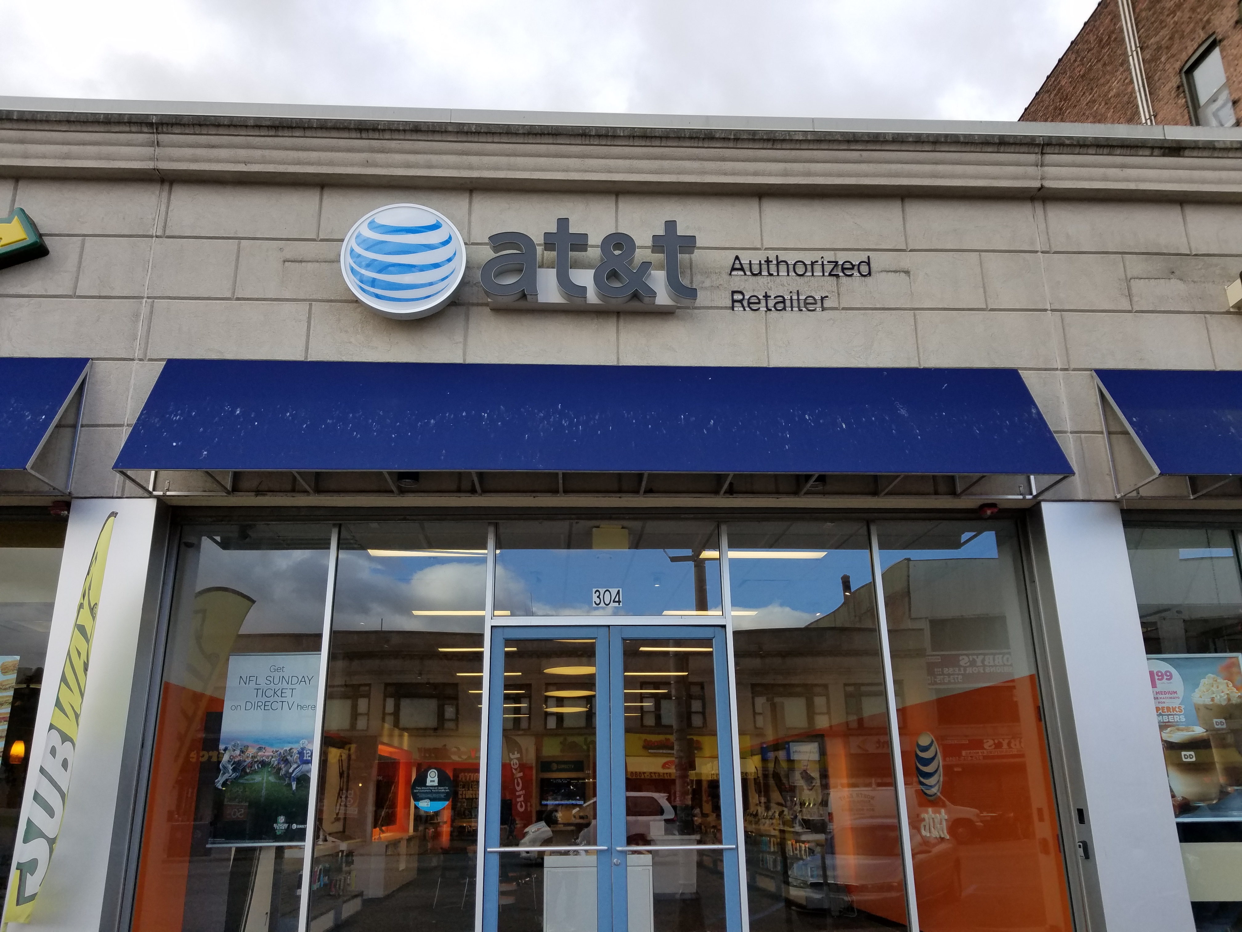 AT&T Store Photo