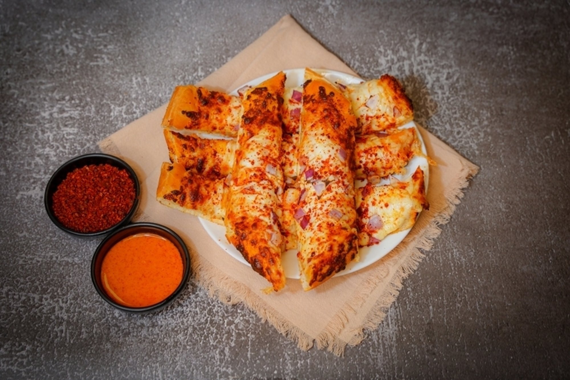 Achari Garlic Bread