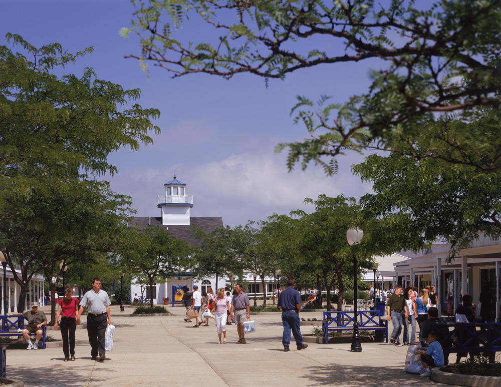 Ann Taylor Factory Store at Lighthouse Place Premium Outlets® - A Shopping  Center in Michigan City, IN - A Simon Property