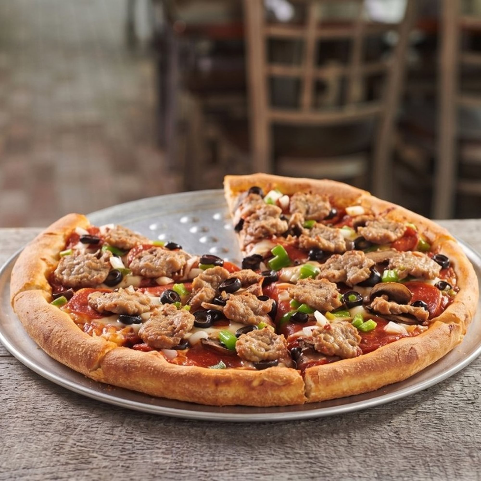 Small 10" Deluxe Pizza
