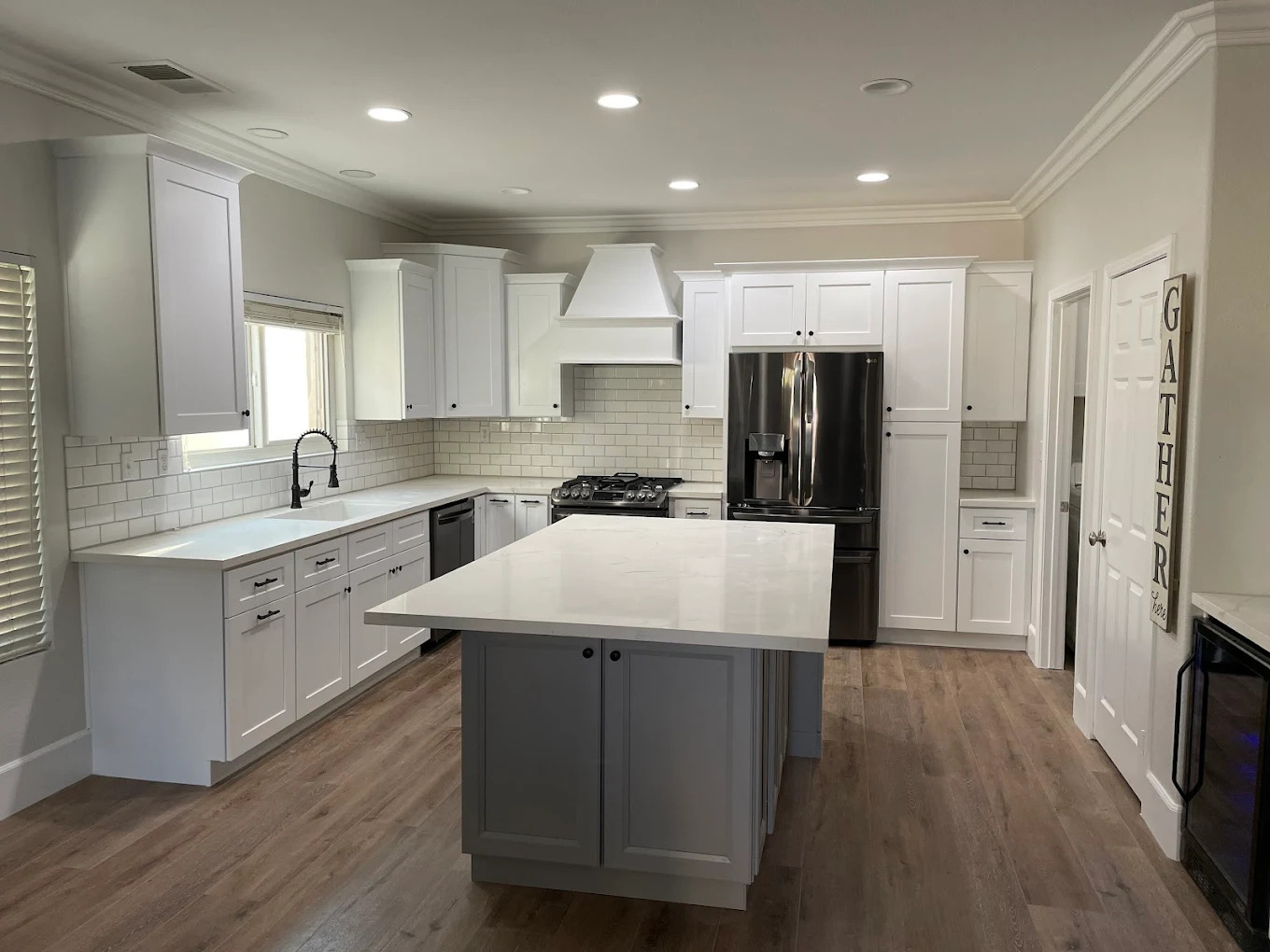 M.L. Construction Image