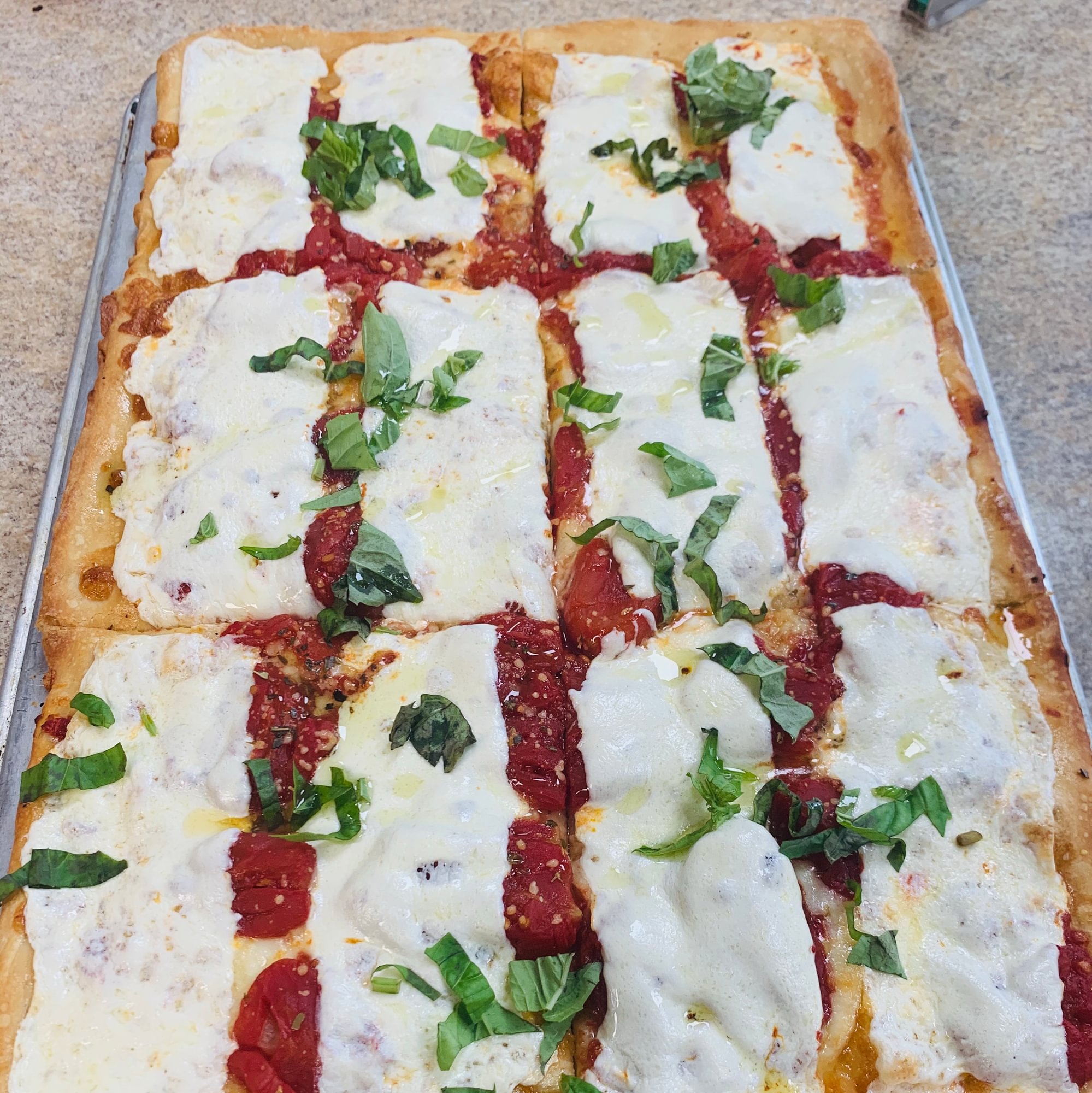 Grandma Pizza (Pizza)