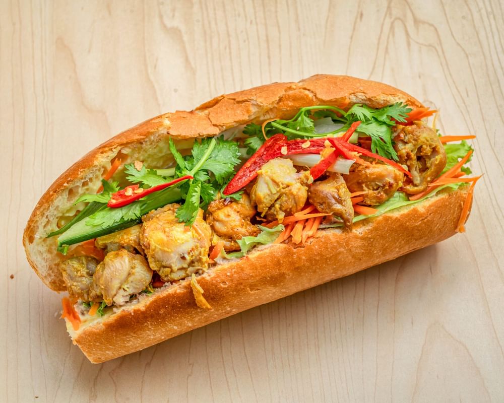 Grilled Chicken Sandwich / Bánh Mì Gà Nướng