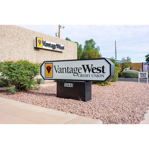 Vantage West Credit Union Logo