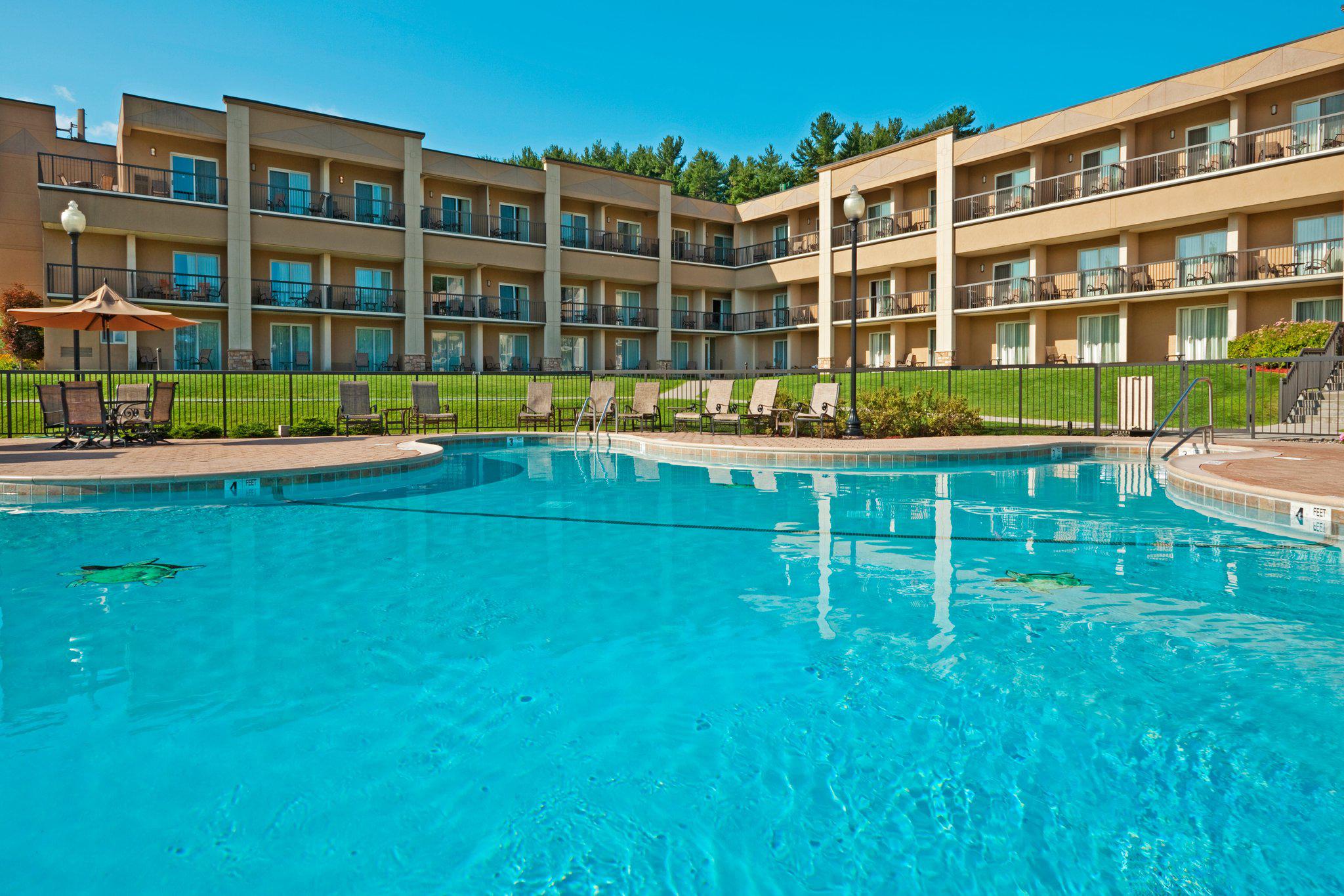 Holiday Inn Resort Lake George - Adirondack Area Photo