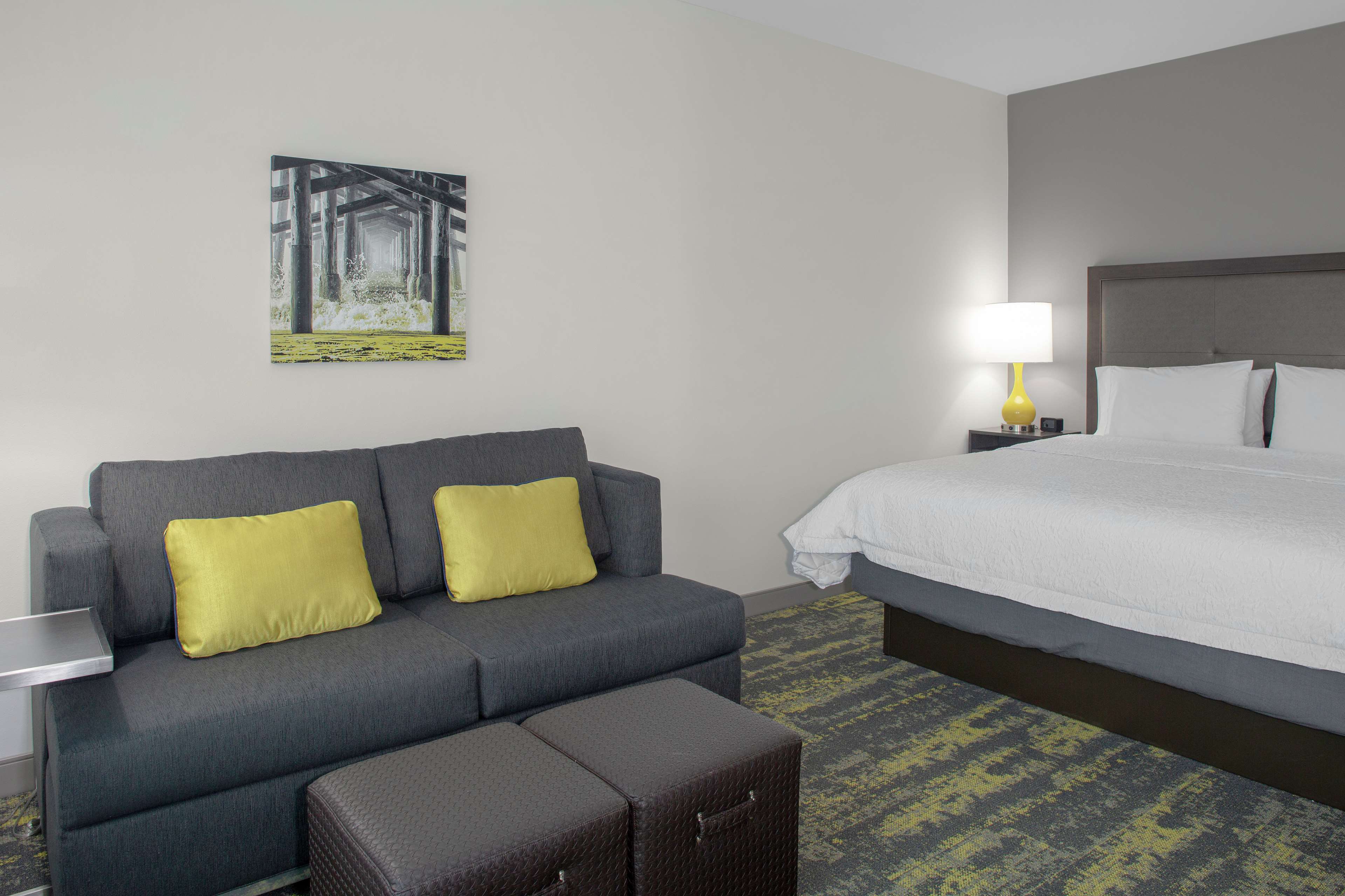 Guest room