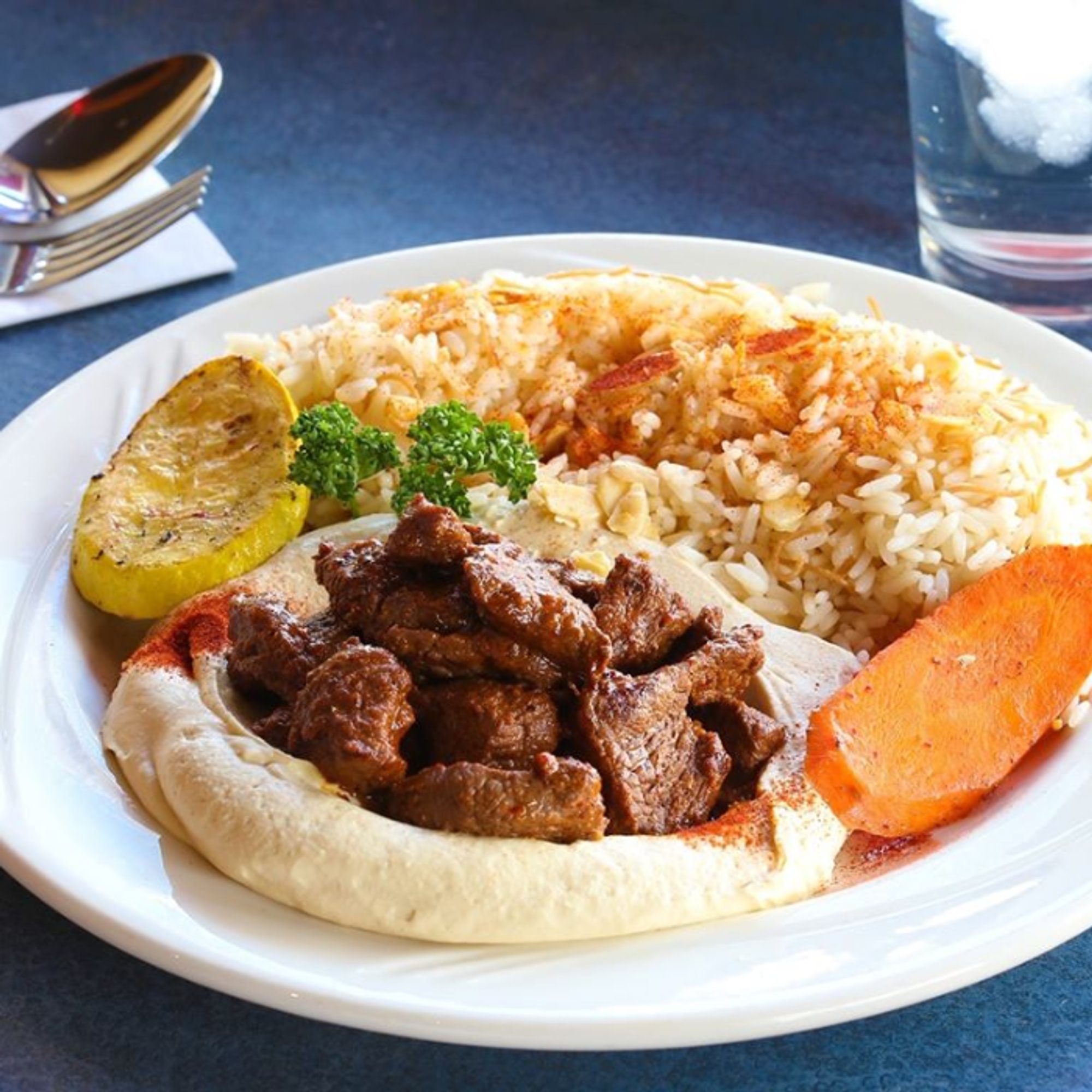 Hummus with Meat Topping (lunch)