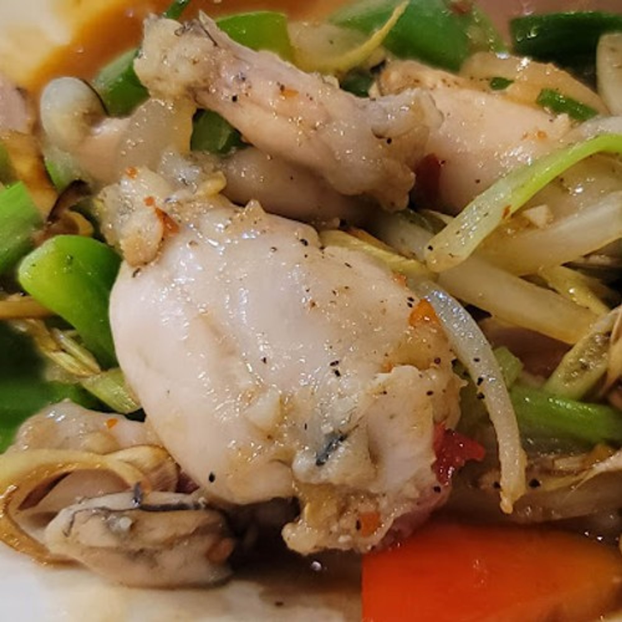 Ếch Tươi Xào Sả Ớt / Stir Fried Lemongrass & Chili