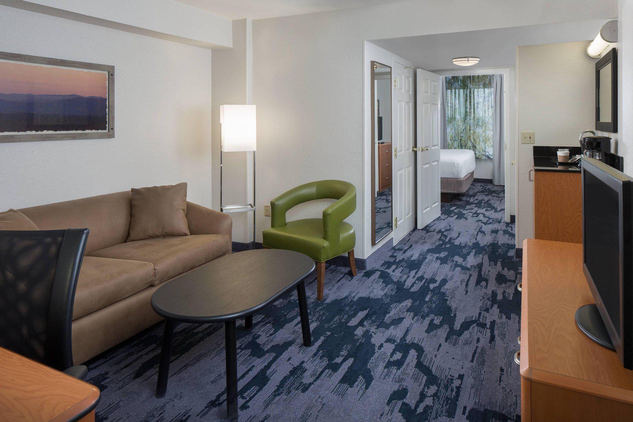 Fairfield Inn & Suites by Marriott Orlando Lake Buena Vista Photo