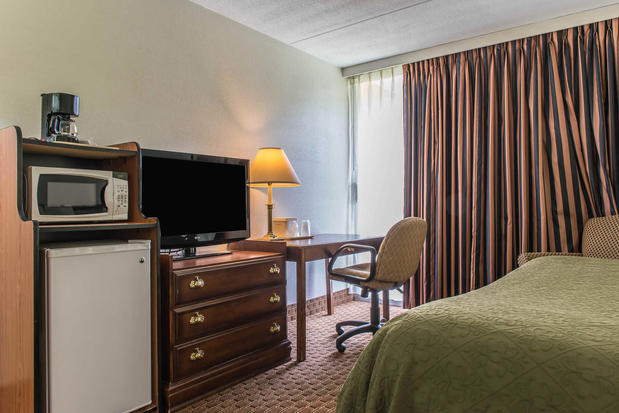 Images Rodeway Inn