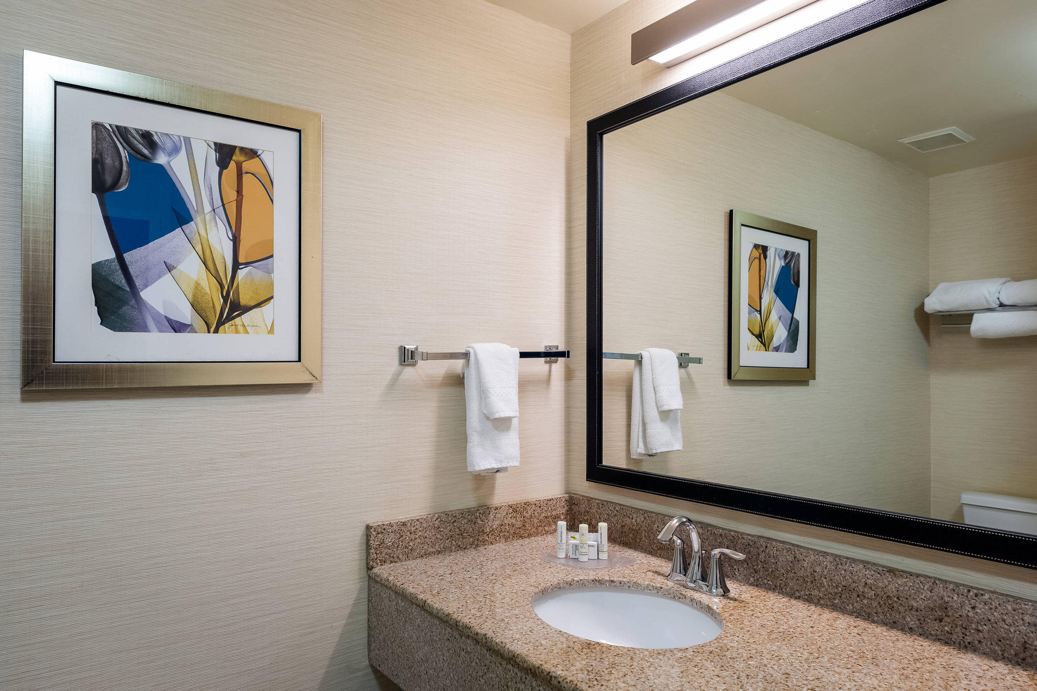 Fairfield Inn & Suites by Marriott Atlanta Stonecrest Photo