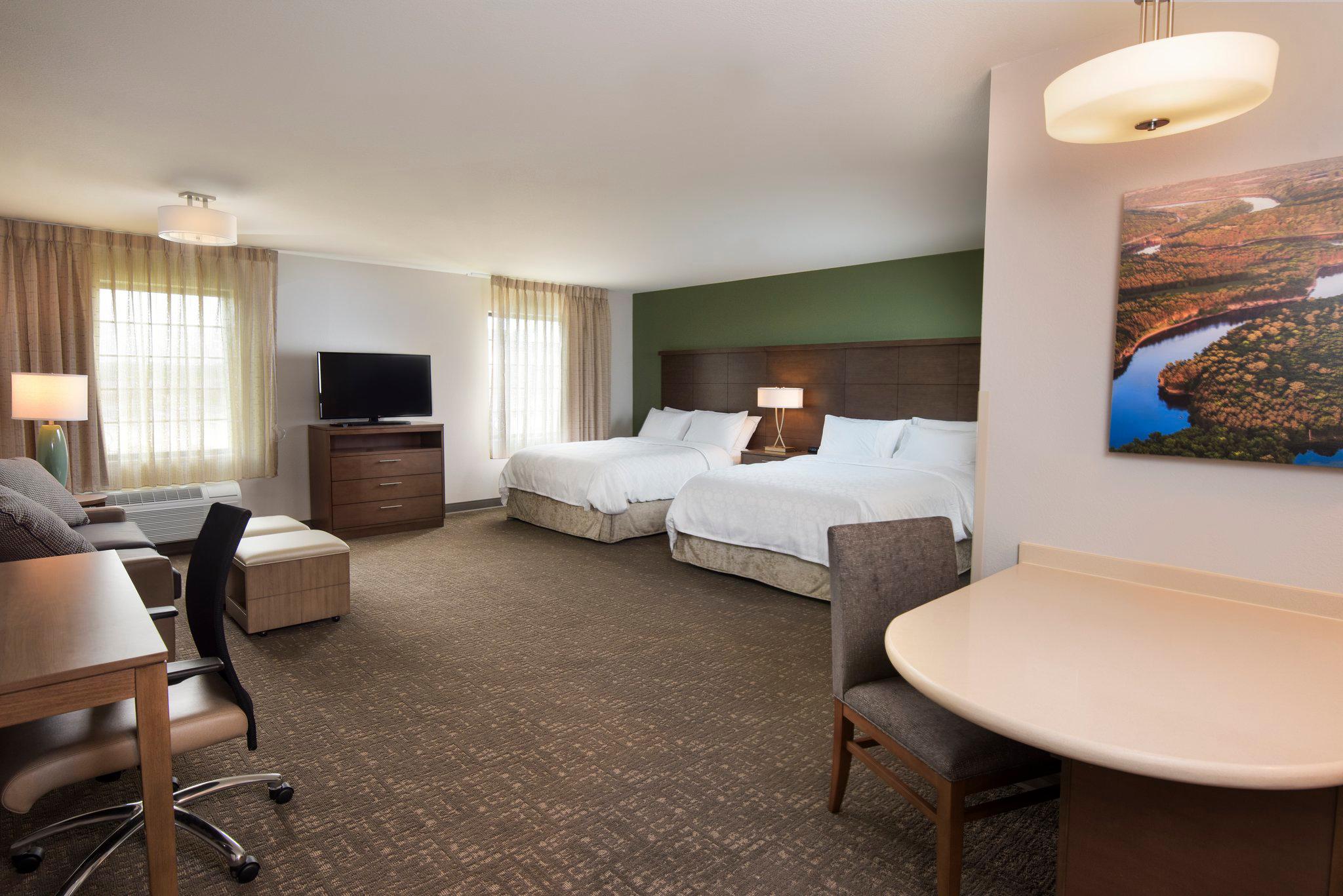 Staybridge Suites Wisconsin Dells - Lake Delton Photo