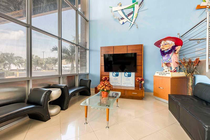 Rodeway Inn & Suites Fort Lauderdale Airport & Port Everglades Cruise Port Hotel Photo
