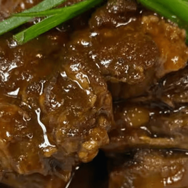 Brown Stew Chicken Only