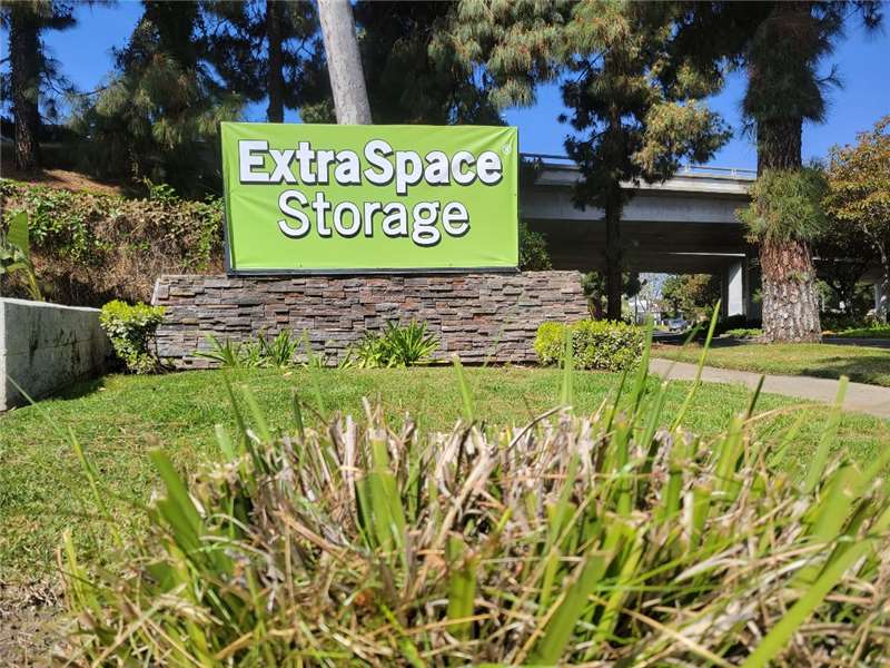 Extra Space Storage