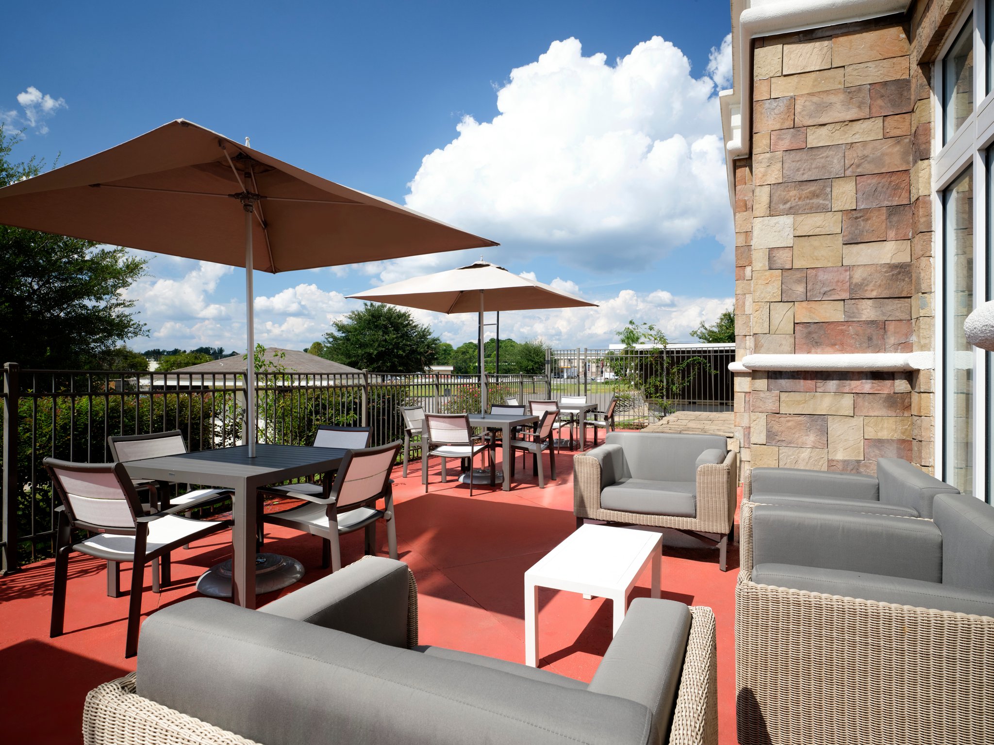 Holiday Inn Meridian E - I 20/I 59 by IHG Image