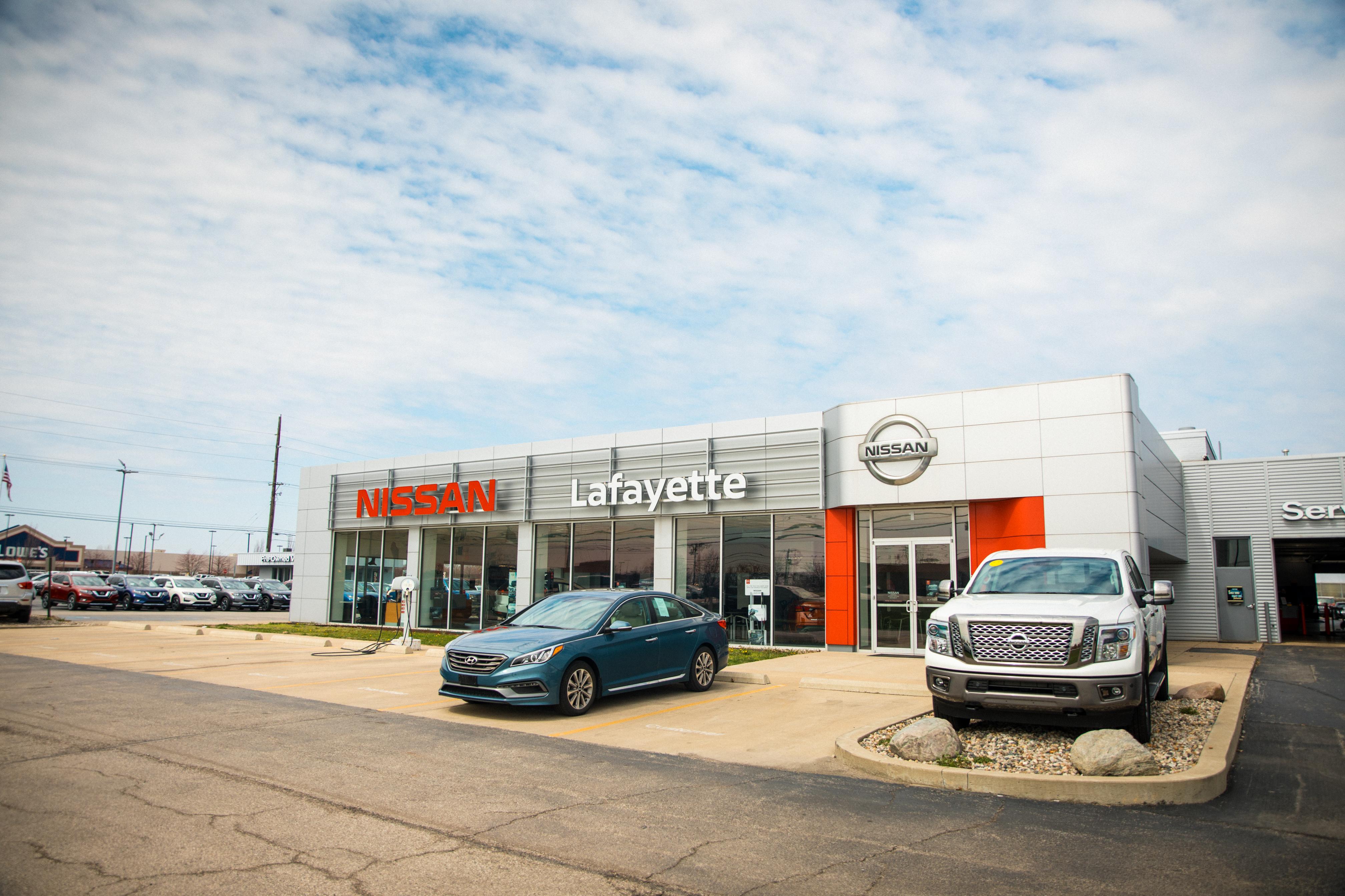 Nissan of Lafayette Photo