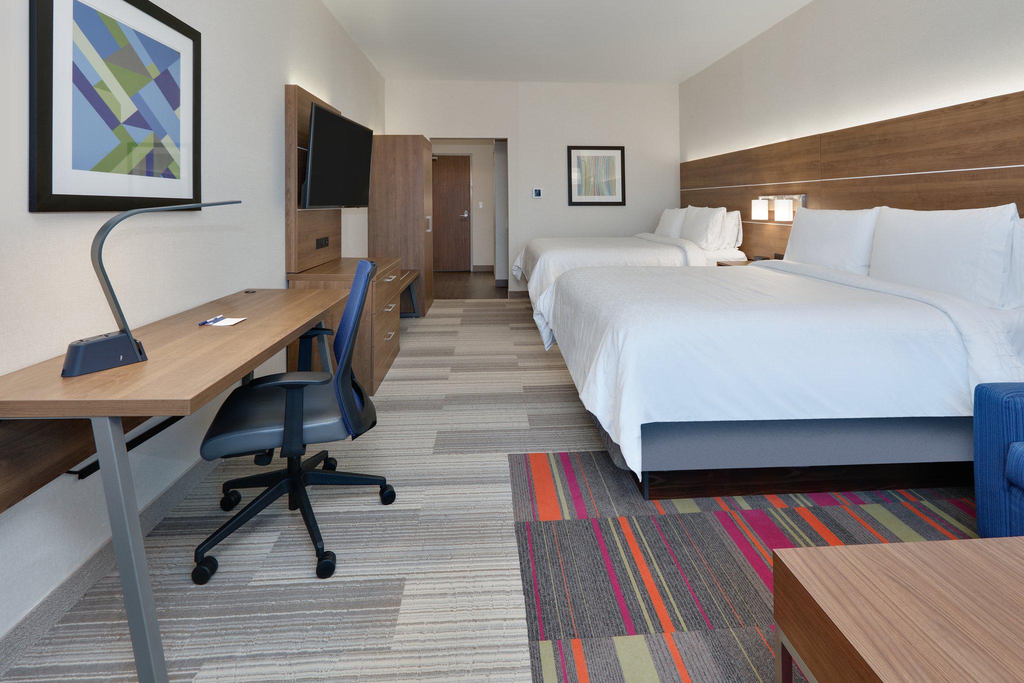 Holiday Inn Express & Suites Plano East - Richardson Photo