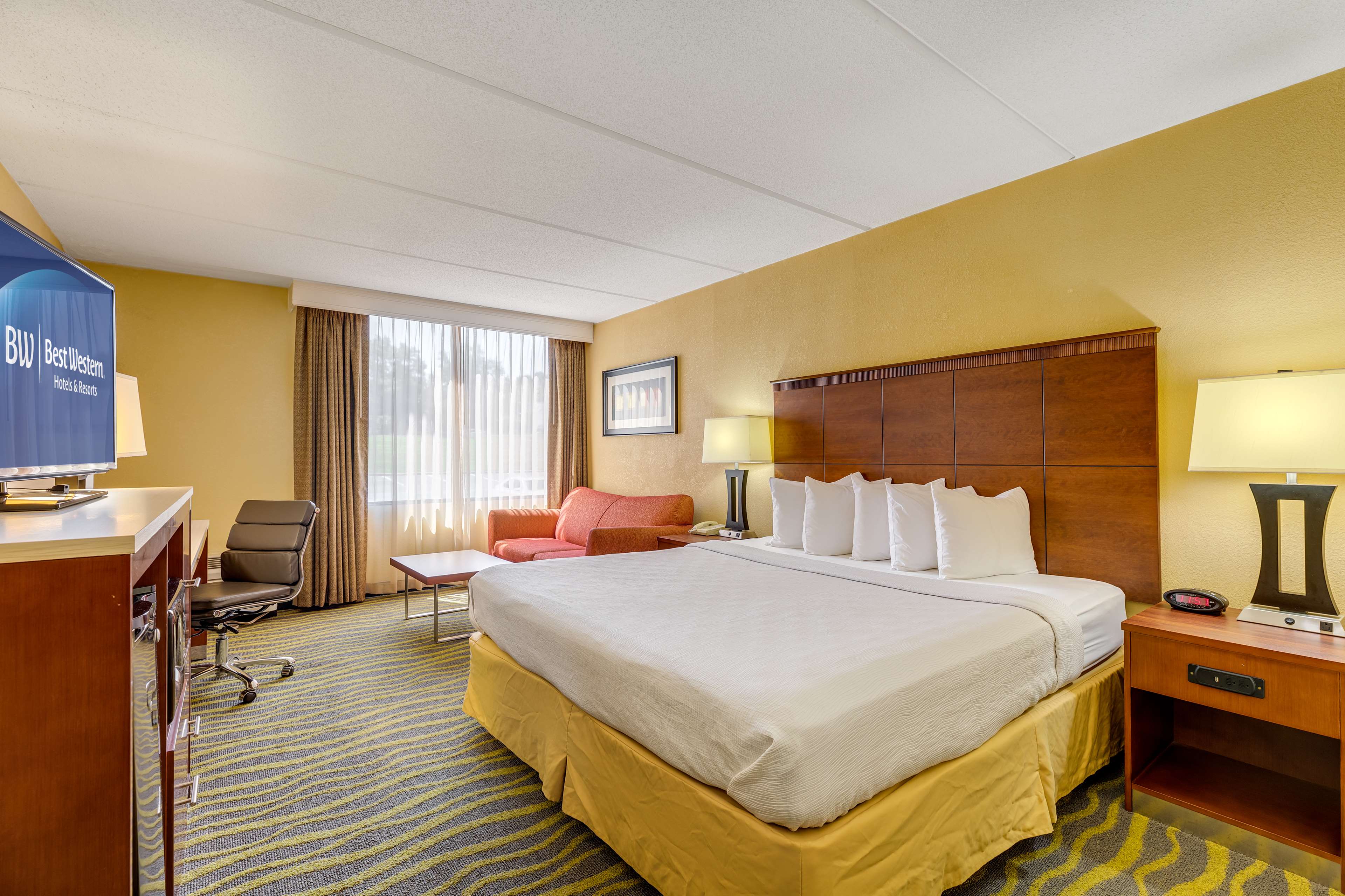 Best Western Plus Charlotte/Matthews Hotel Photo