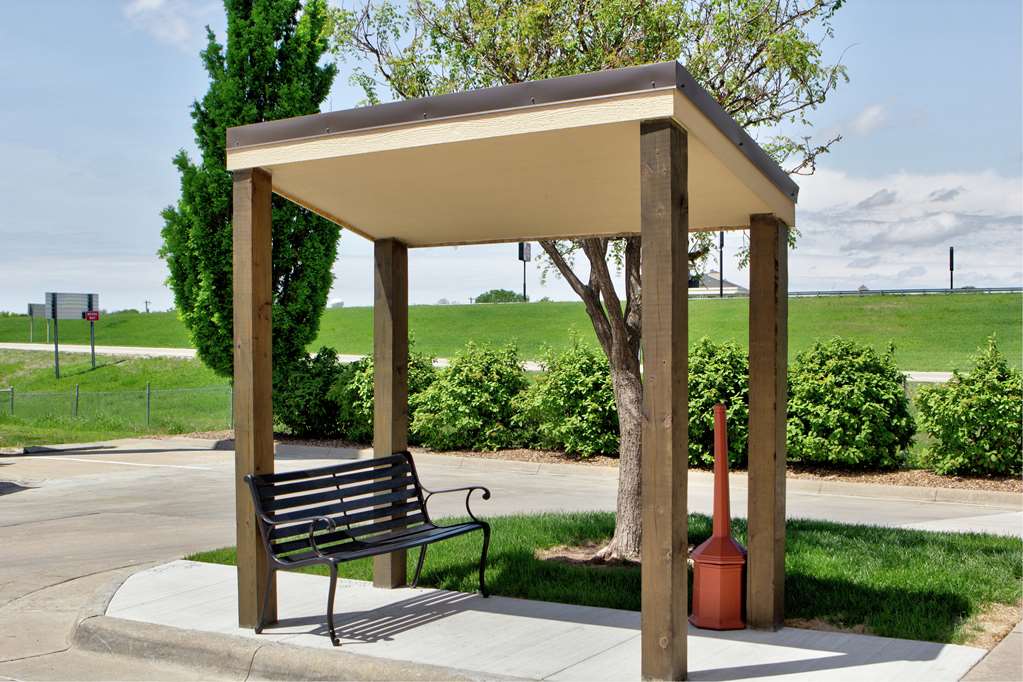 Hampton Inn Salina Image